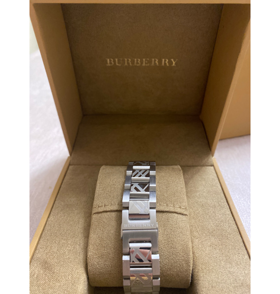 Часы • Burberry • Серебряный