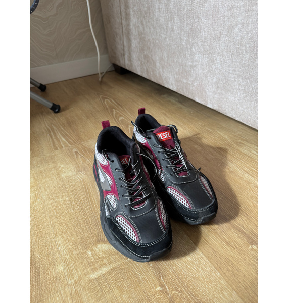 Кроссовки • Diesel • Черный