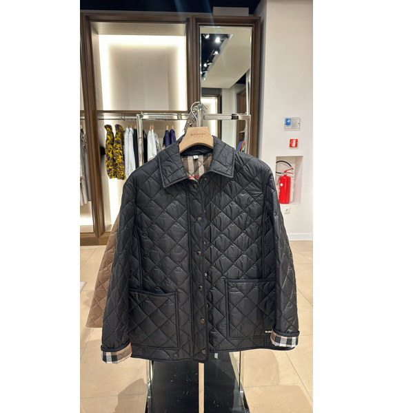 Куртка • Burberry • Черный