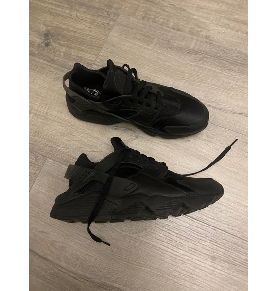 Кроссовки • Nike • Черный