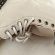 Ботинки • Dr. Martens • Бежевый