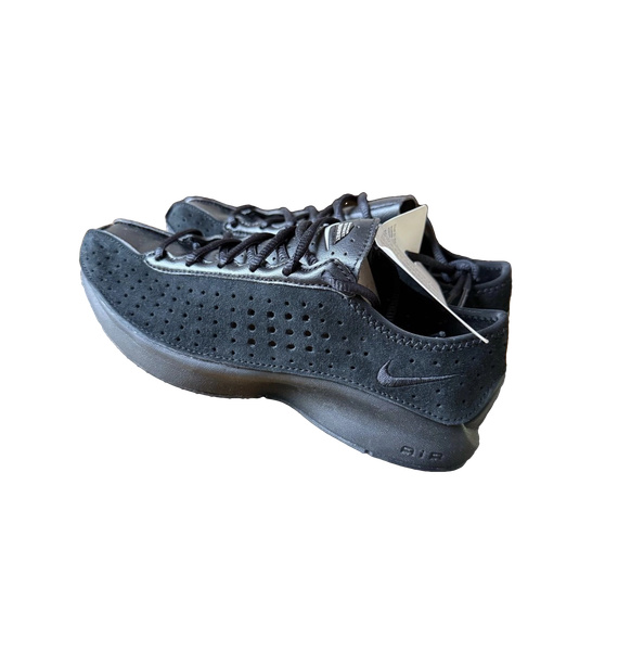 Кроссовки • Nike • Черный