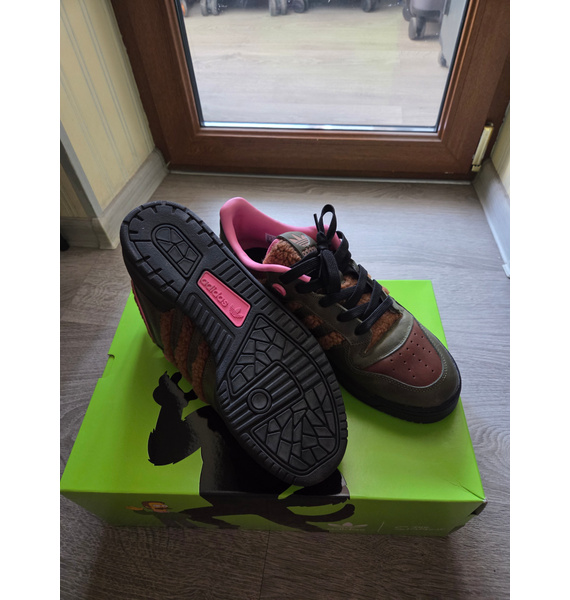 Кроссовки • Nike • Коричневый