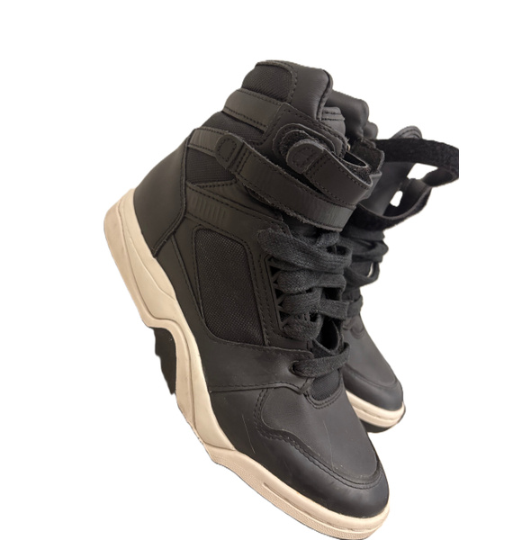 Кроссовки • PUMA • Черный