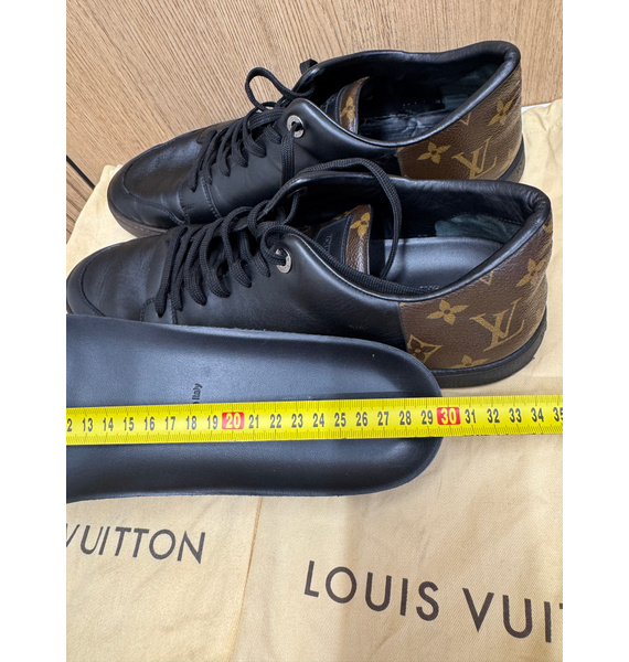 Ботинки • Louis Vuitton • Черный