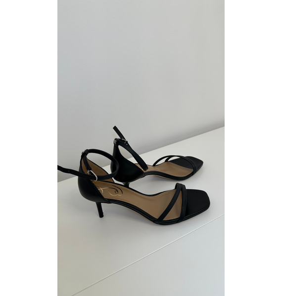 Босоножки • Sam Edelman • Черный