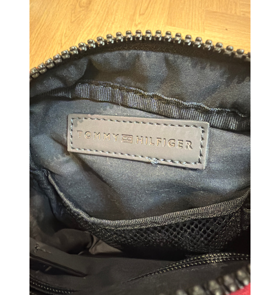 Сумка • Tommy Hilfiger • Бордовый