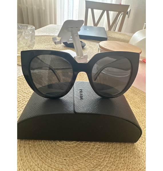 Очки • Prada Eyewear • Черный