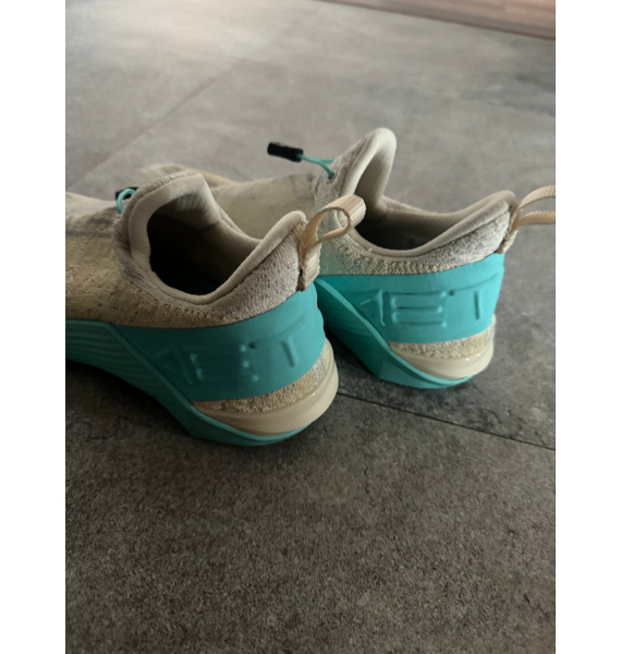 Кроссовки • Nike • Другое