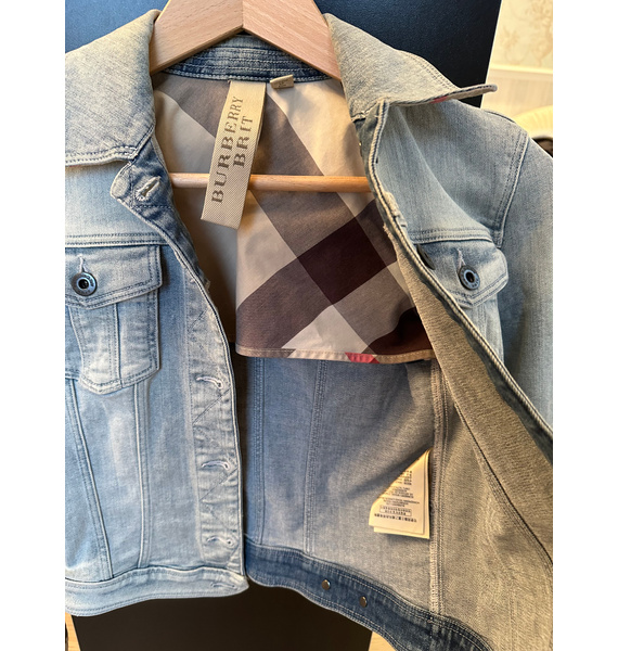 Куртка • Burberry • Другое