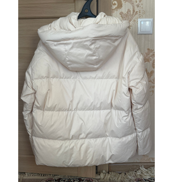 Пуховик • 12 STOREEZ • Молочный