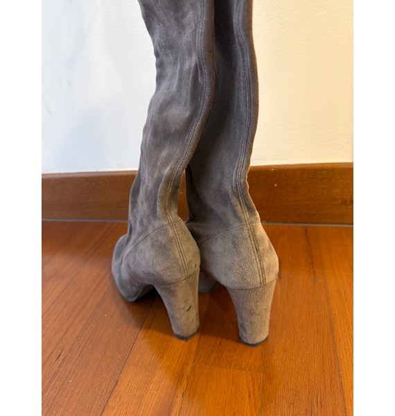 Ботфорты • Stuart Weitzman • Бежевый