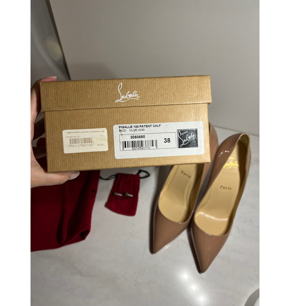 Туфли • Christian Louboutin • Бежевый