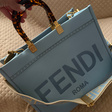 Сумка • Fendi • Голубой