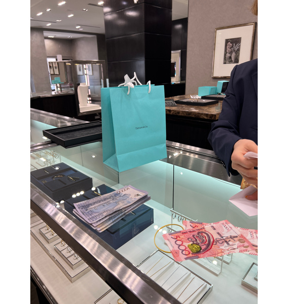 Кольцо • Tiffany & Co. • Золотой
