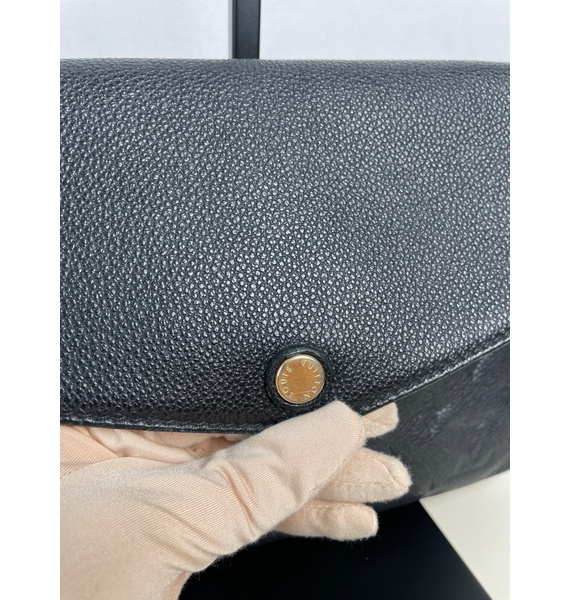 Сумка • Louis Vuitton • Черный