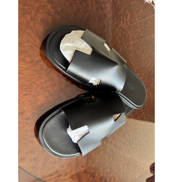 Шлепанцы • Hermès • Черный