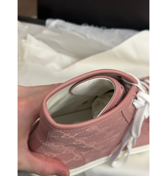 Кроссовки • Gucci • Розовый