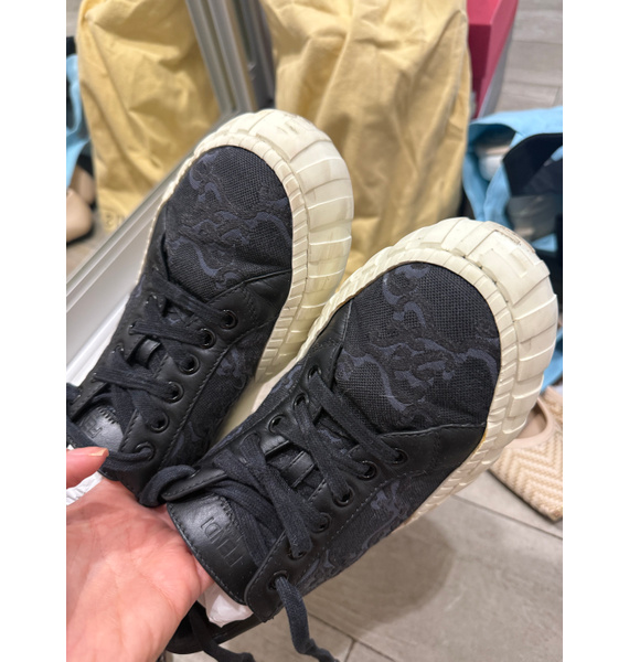 Кеды • Fendi • Черный