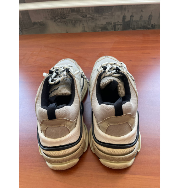 Кроссовки • Balenciaga • Бежевый