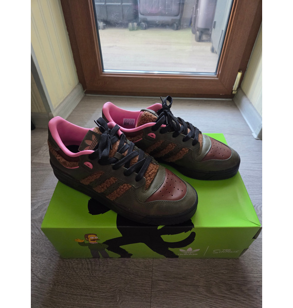 Кроссовки • Nike • Коричневый