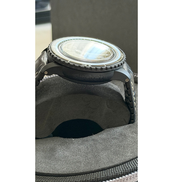 Часы • Swatch • Черный