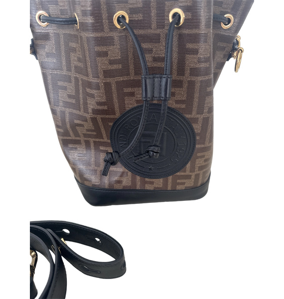 Сумка • Fendi • Коричневый