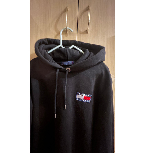 Худи • Tommy Hilfiger • Черный
