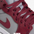 Кроссовки • Nike • Бордовый