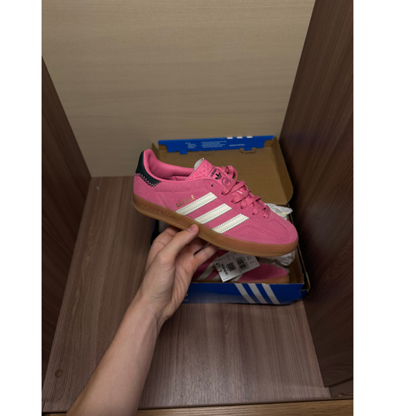 Кроссовки • adidas Originals • Розовый