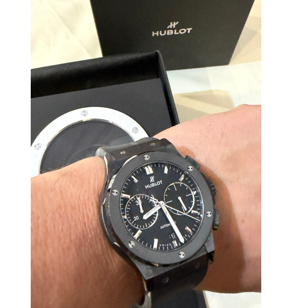 Часы • Hublot • Черный