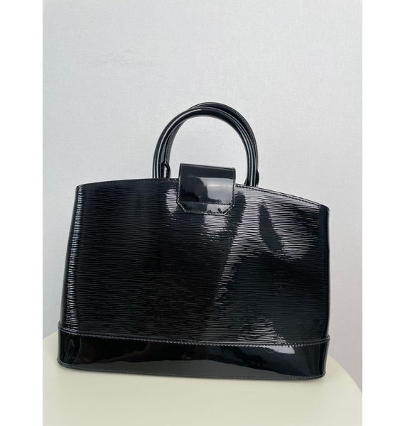 Сумка • Louis Vuitton • Черный