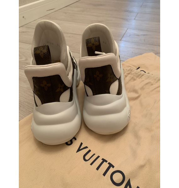 Кроссовки • Louis Vuitton • Белый