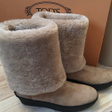 Сапоги • Tod's • Бежевый