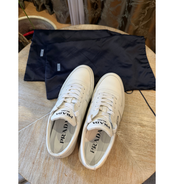 Кеды • Prada • Белый