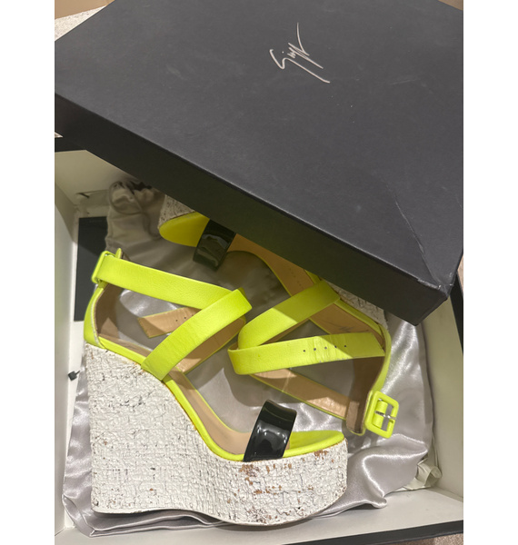 Босоножки • Giuseppe Zanotti • Другое