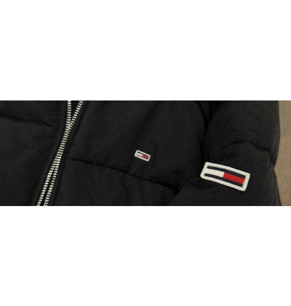 Куртка • Tommy Jeans • Черный