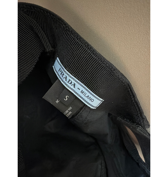 Кепка • Prada • Черный