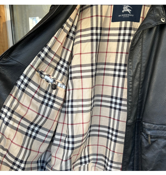 Куртка • Burberry • Черный