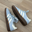 Кроссовки • adidas • Голубой