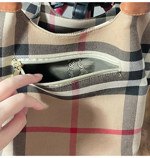 Сумка • Burberry • Бежевый