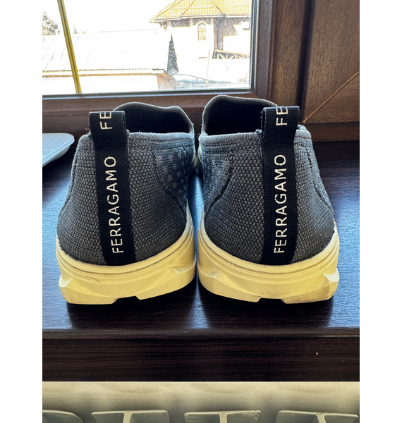 Слипоны • Salvatore Ferragamo • Серый