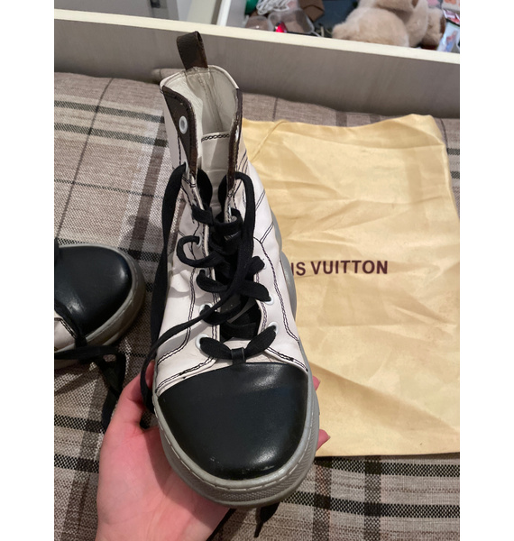 Кроссовки • Louis Vuitton • Белый