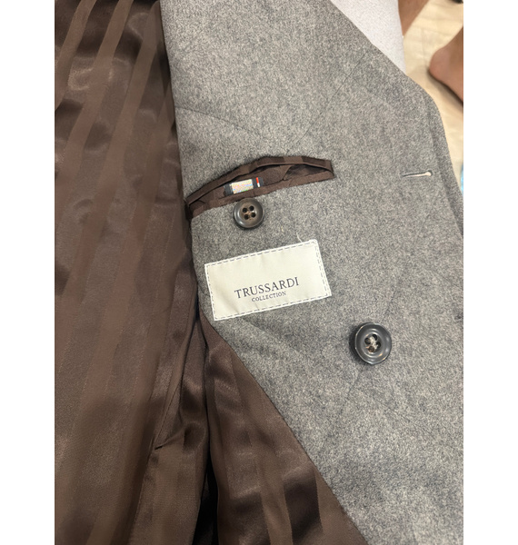 Пальто • Trussardi • Серый