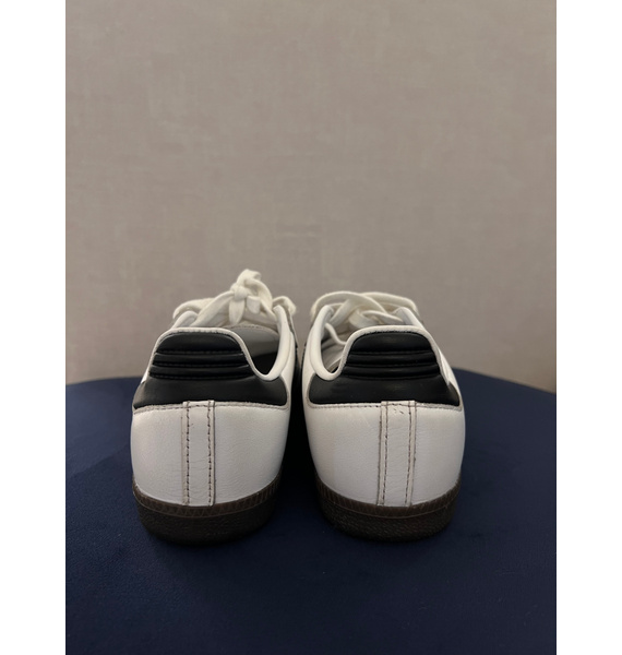 Кроссовки • adidas • Белый