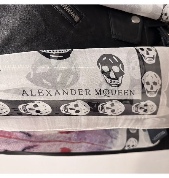 Шаль • Alexander McQueen • Белый