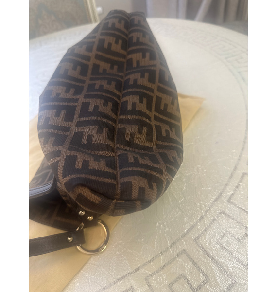 Сумка • Fendi • Коричневый