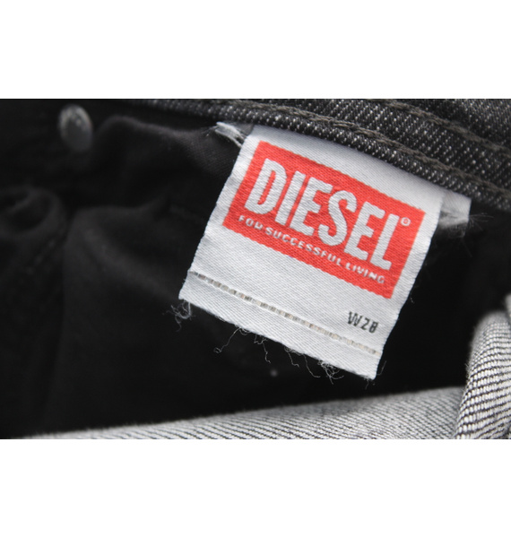 Джинсы • Diesel • Серый