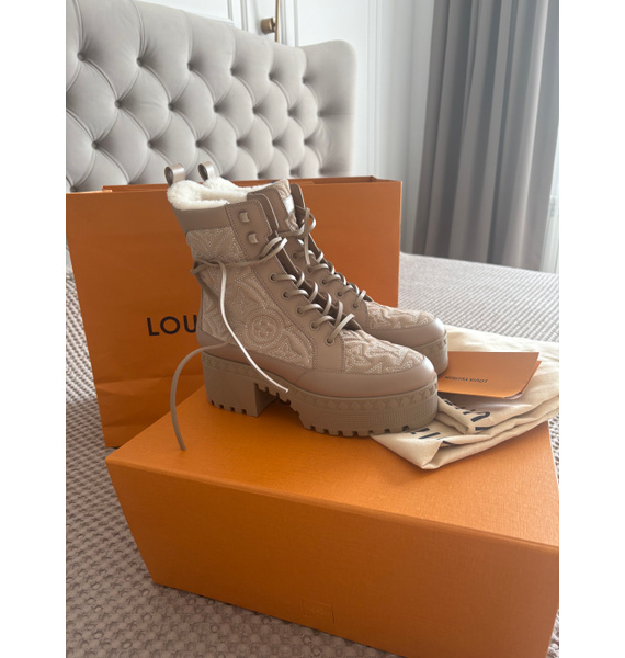 Ботинки • Louis Vuitton • Бежевый