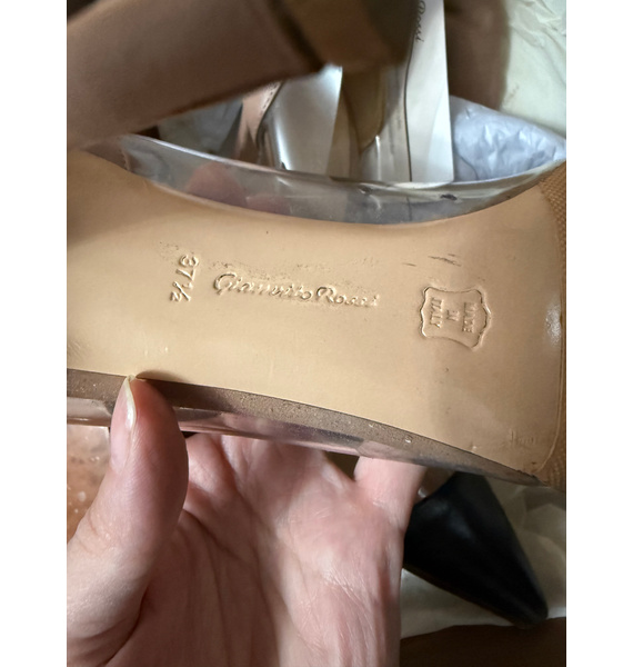 Туфли • Gianvito Rossi • Бежевый